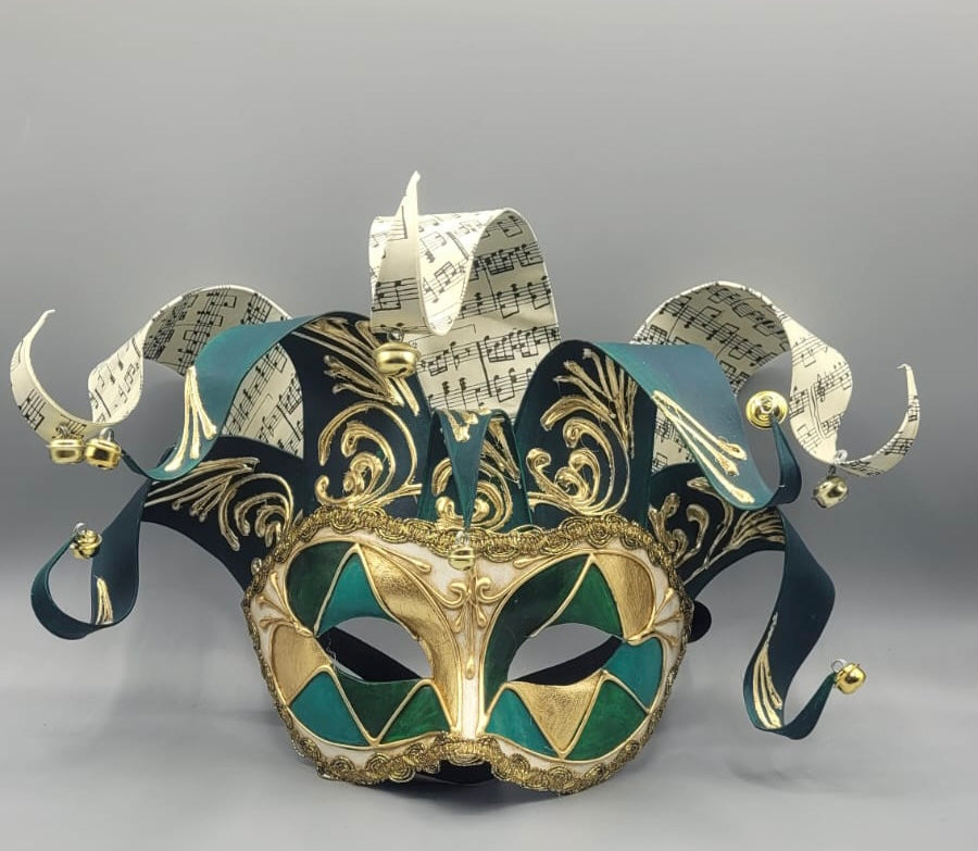 Jolly mask in green