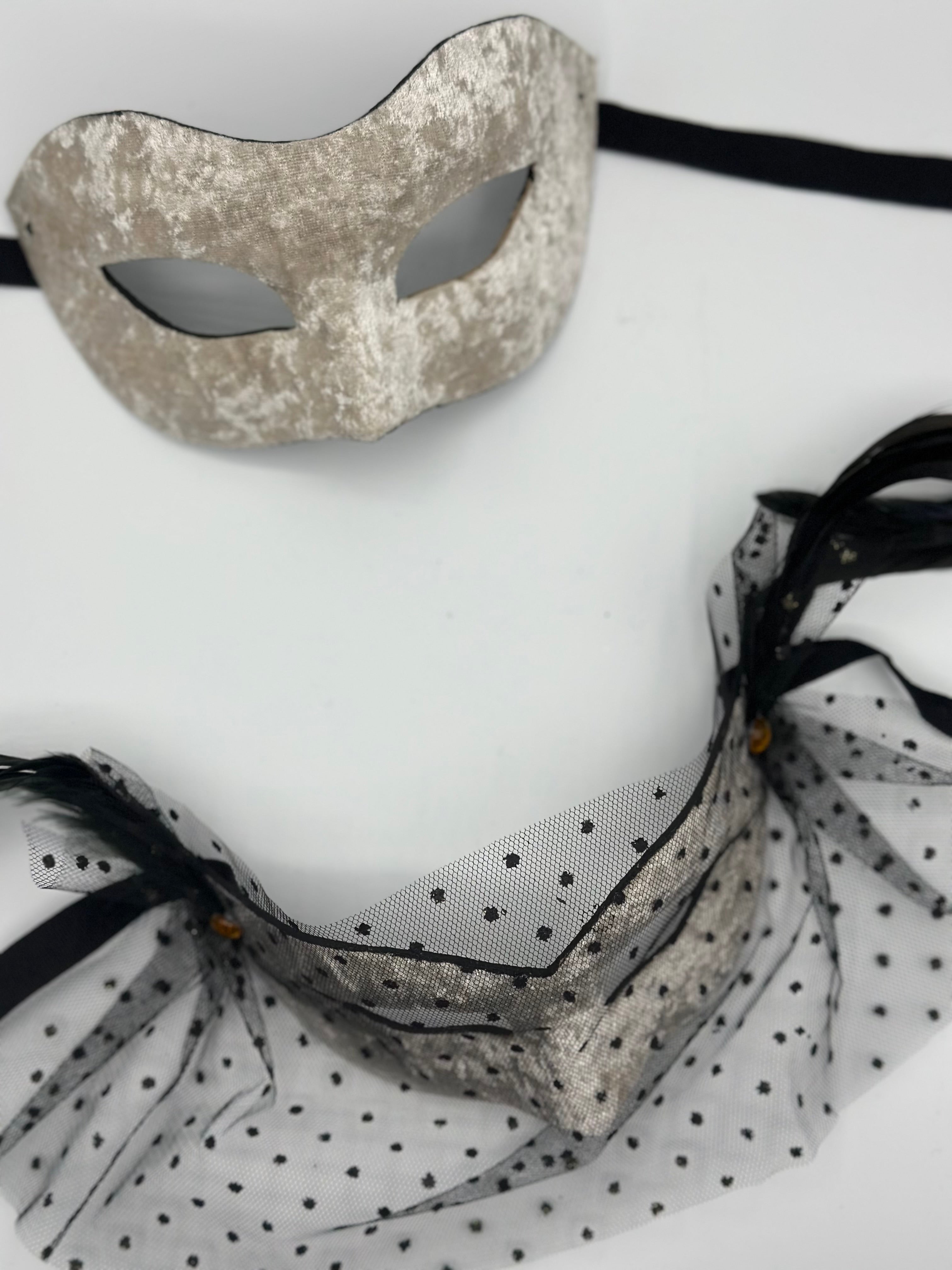 Two Venetian ball masks - man and woman mask - in white velvet - Couple mask white