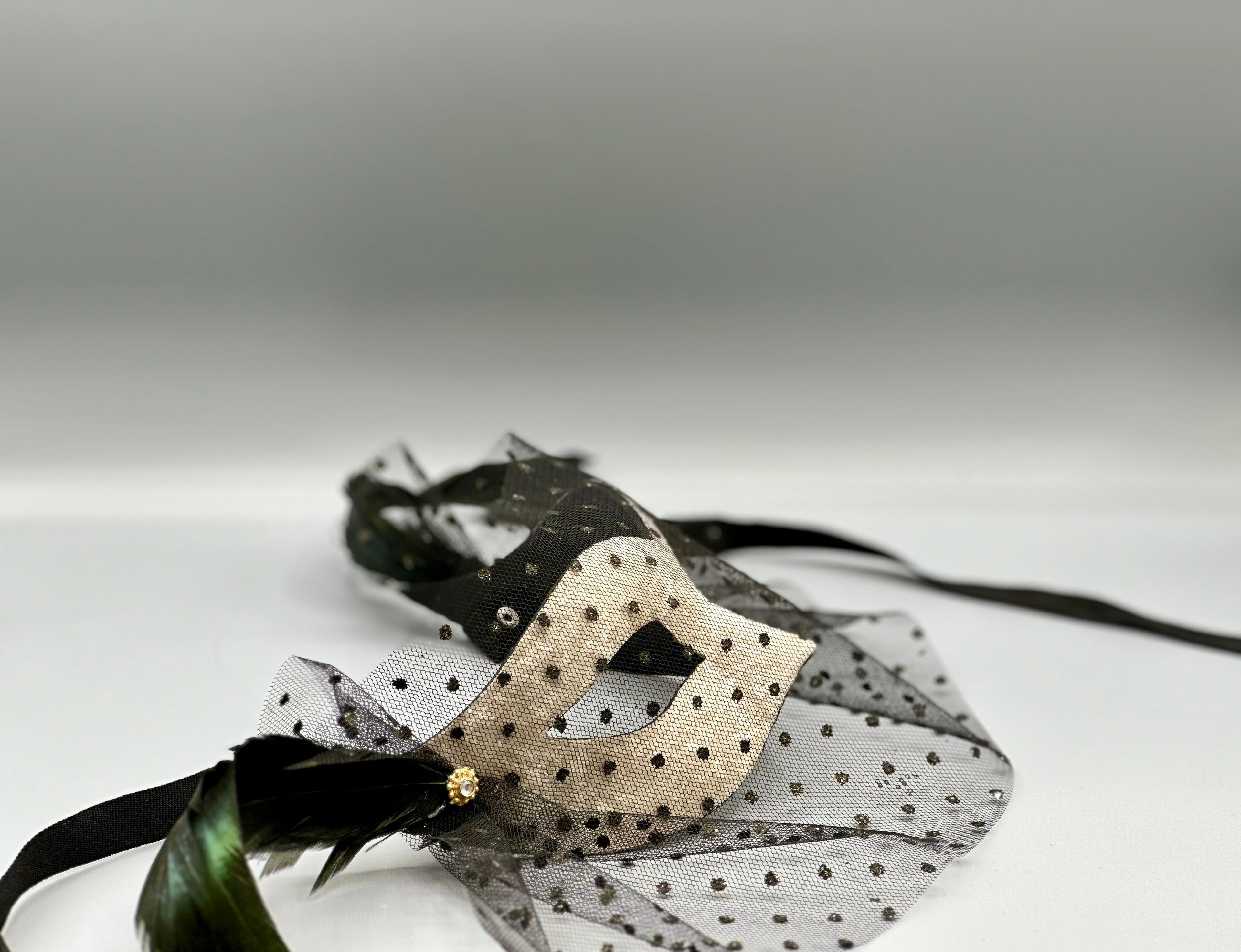 Handmade Venetian Women’s Mask – Silver-Grey Velvet with Black Voile and Feathers