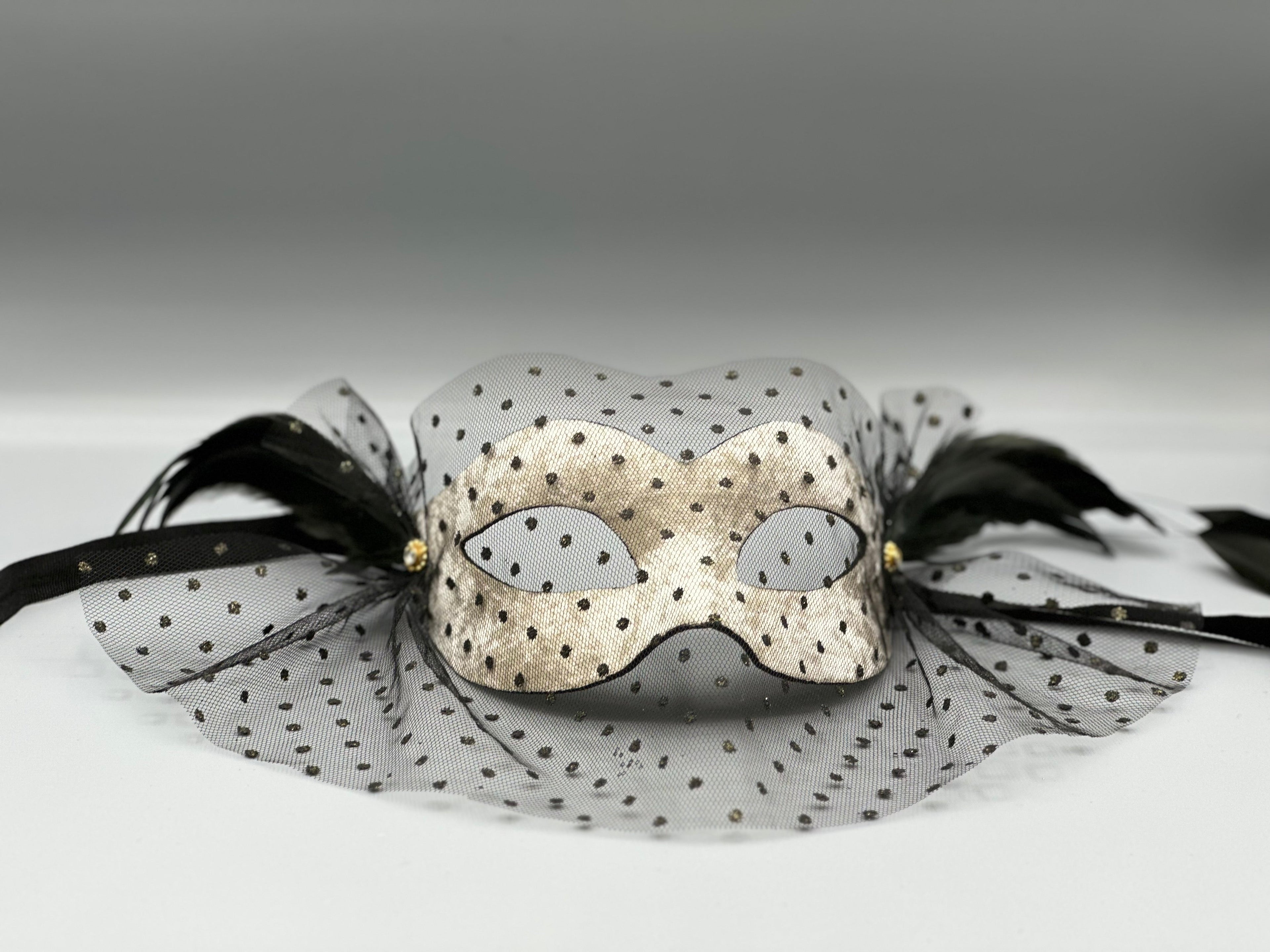 Handmade Venetian Women’s Mask – Silver-Grey Velvet with Black Voile and Feathers