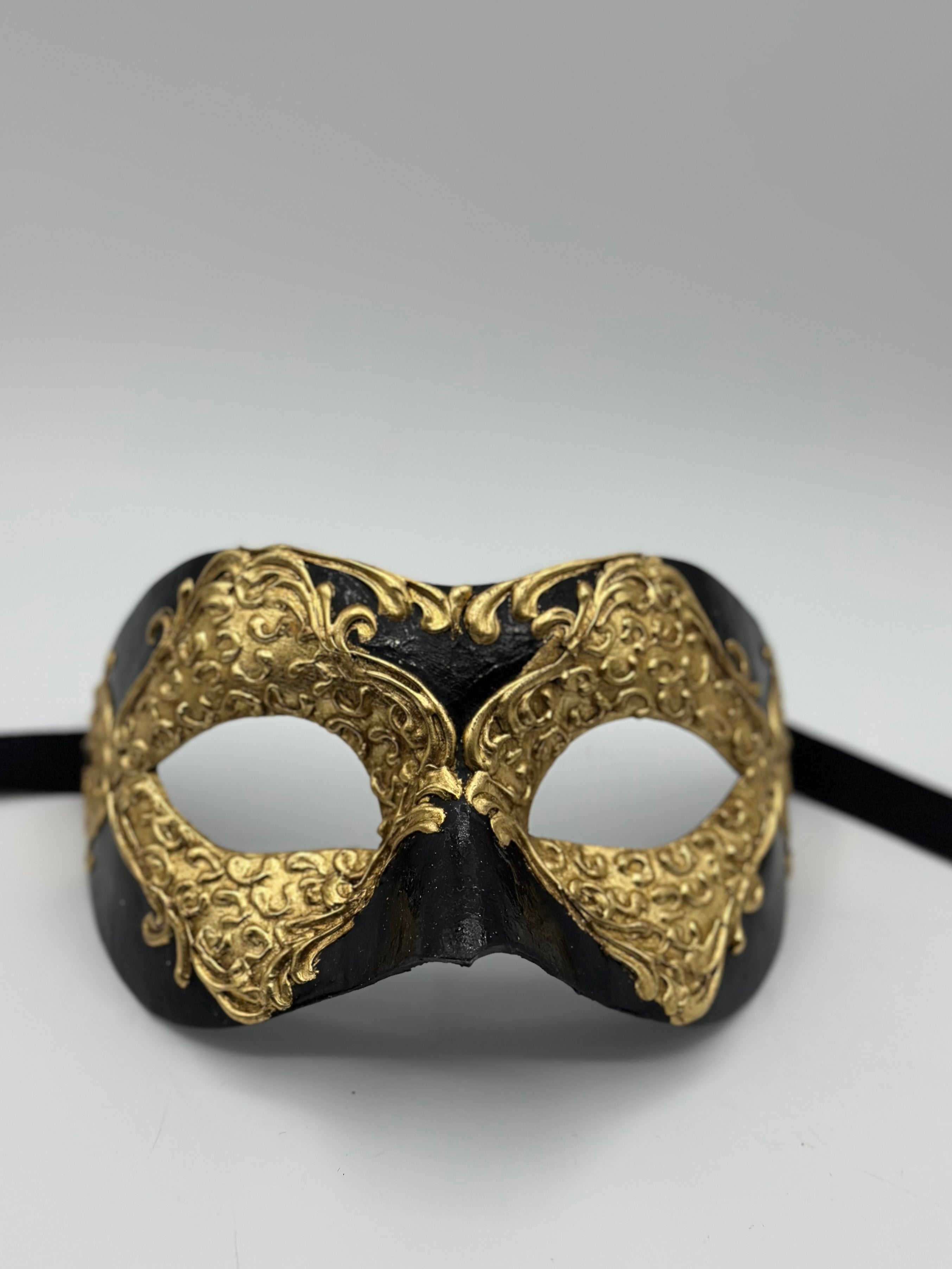 Black and Gold Men’s Masquerade Mask