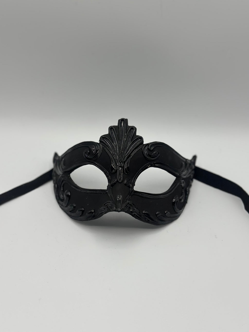 Black Venetian Couple Mask Set – Handcrafted Papier-Mâché Duo Masks for Masquerade & Events