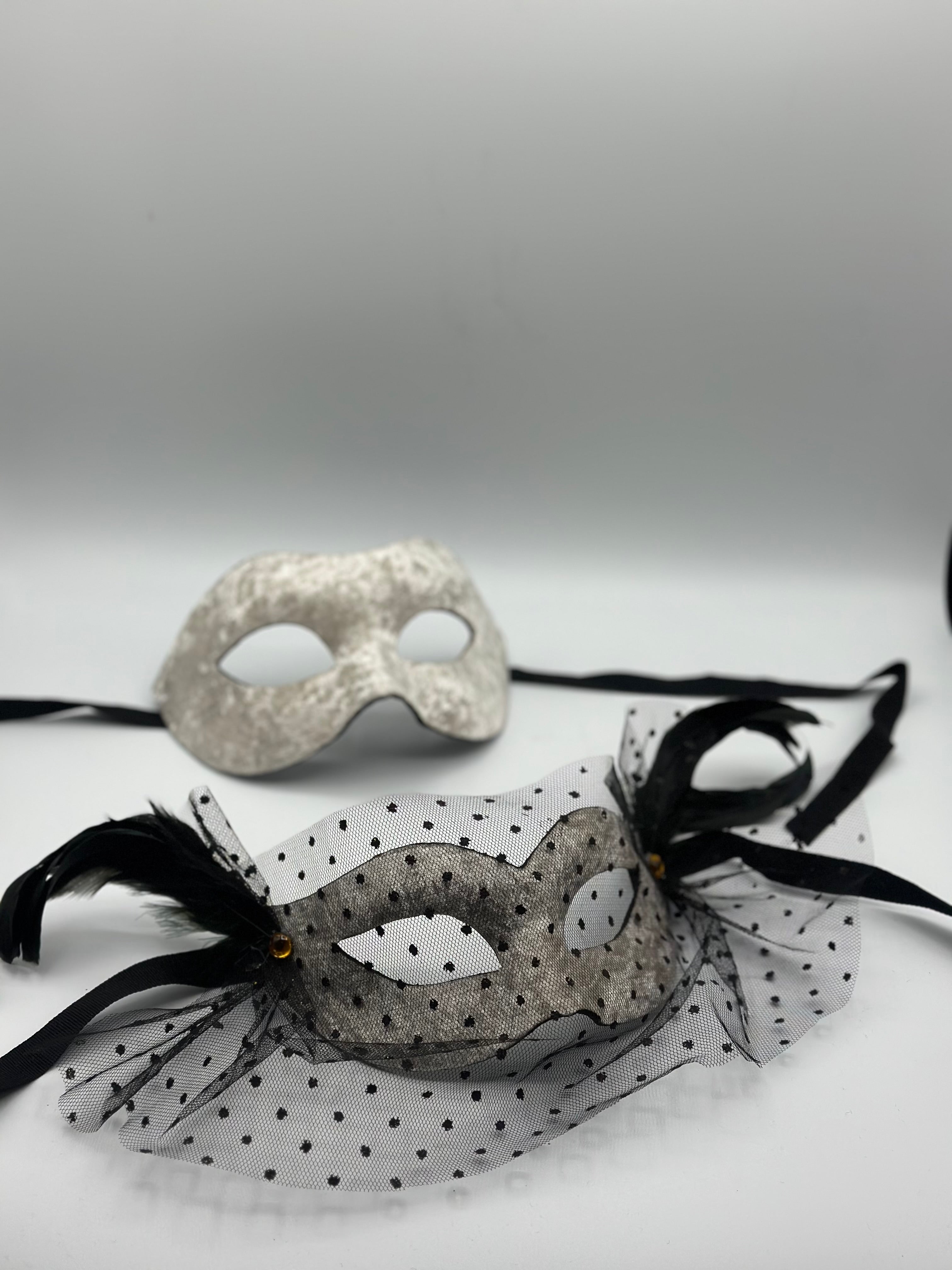 Two Venetian ball masks - man and woman mask - in white velvet - Couple mask white
